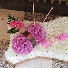 Knitting tribute